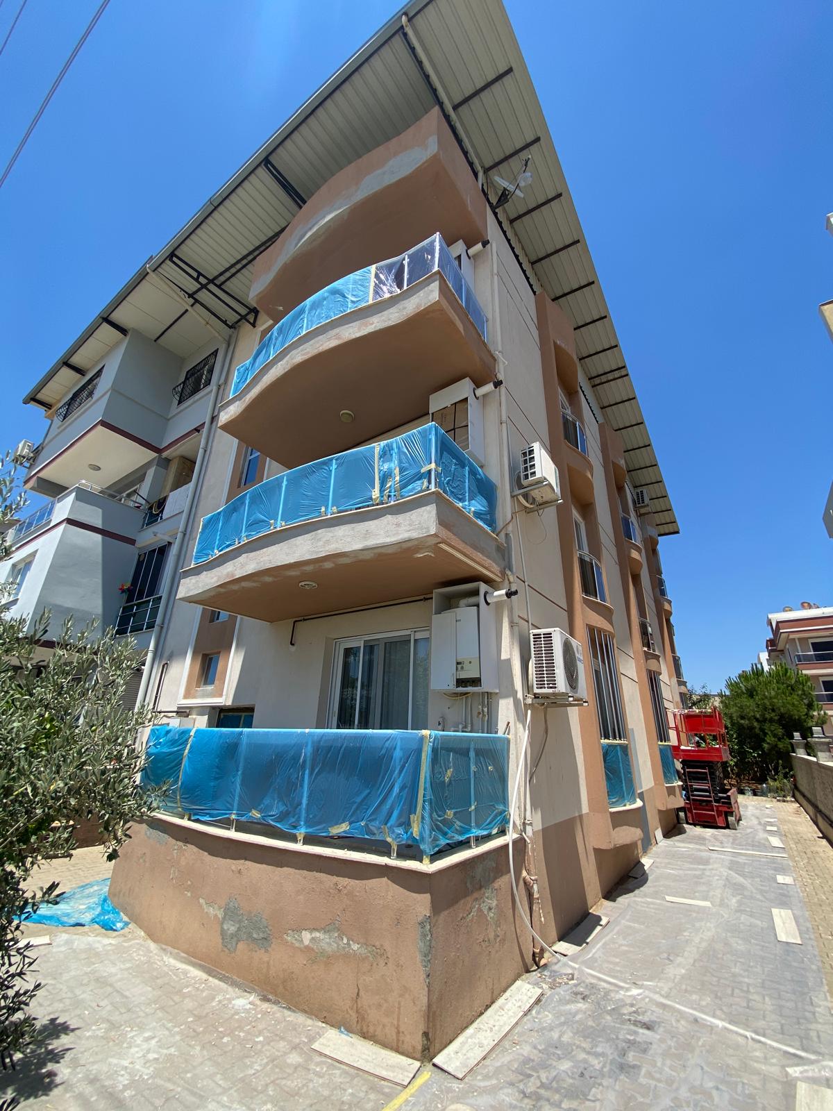 Boya Badana - İzmir